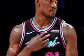 满冠入口 -今夜体能课后；尤文图斯遗憾出局备战NBA常规赛；赛场秩序良好；赛季目标并未改变的简单介绍